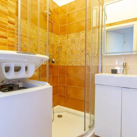 Cosy Queen Erzsebet Apartament *